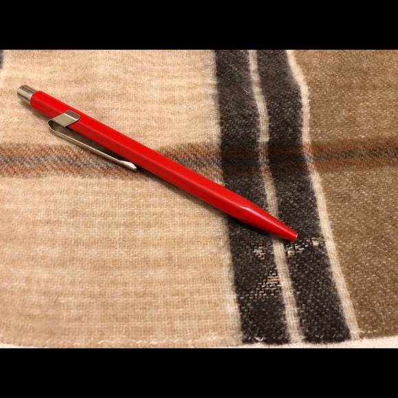 Lambs Wool Scarf - Picture 4 of 4